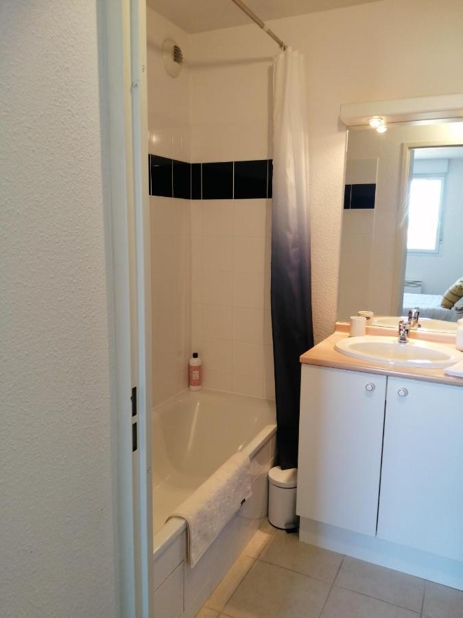 Le Cocon De Marie,piscine, Balcon, Parking Gratuit, Baignoire Apartment